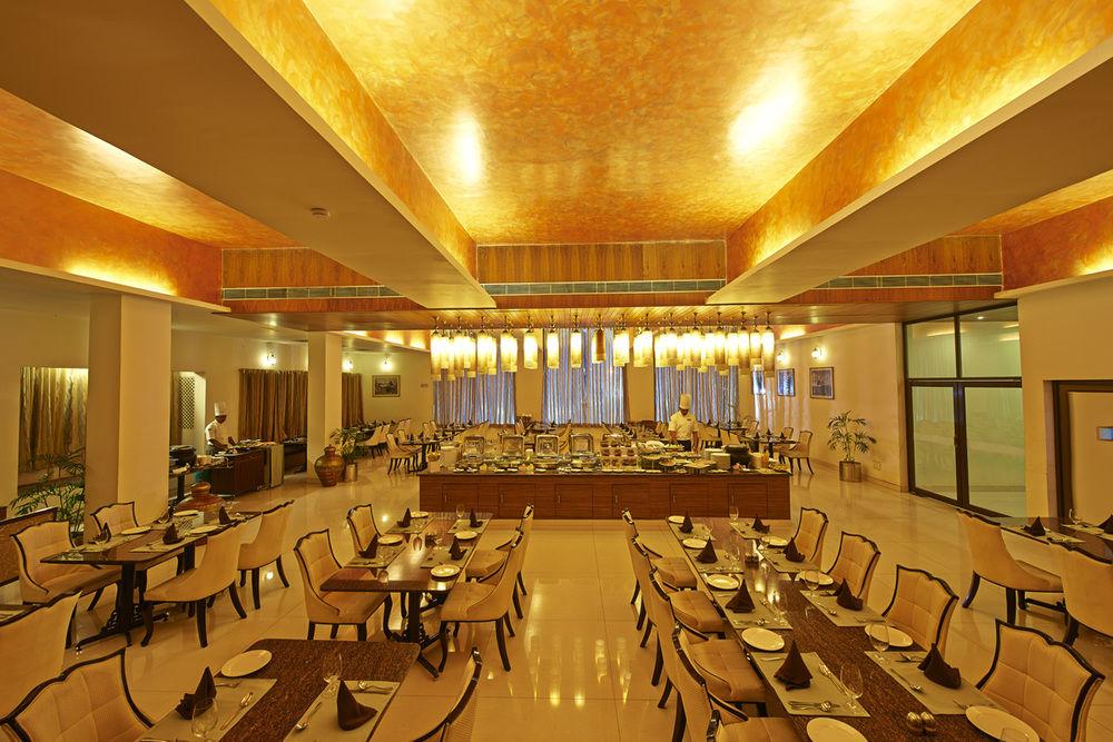 Club Mahindra Udaipur Hotel Luaran gambar