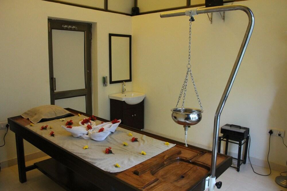 Club Mahindra Udaipur Hotel Luaran gambar