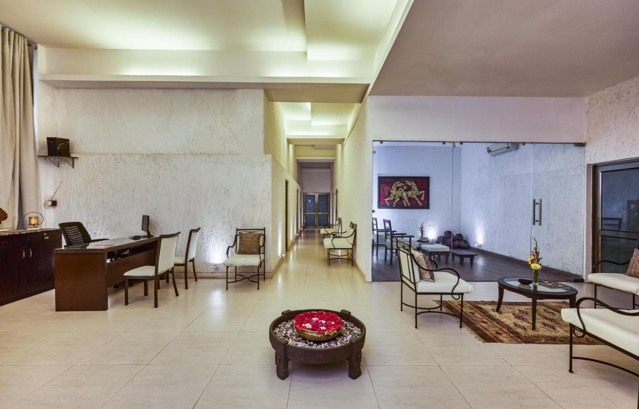 Club Mahindra Udaipur Hotel Luaran gambar