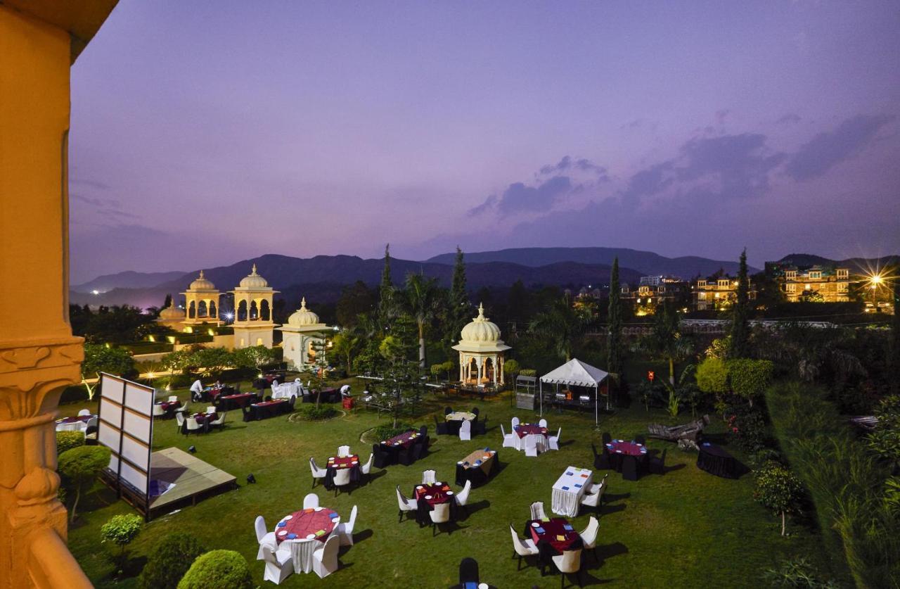 Club Mahindra Udaipur Hotel Luaran gambar