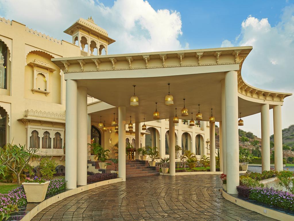 Club Mahindra Udaipur Hotel Luaran gambar
