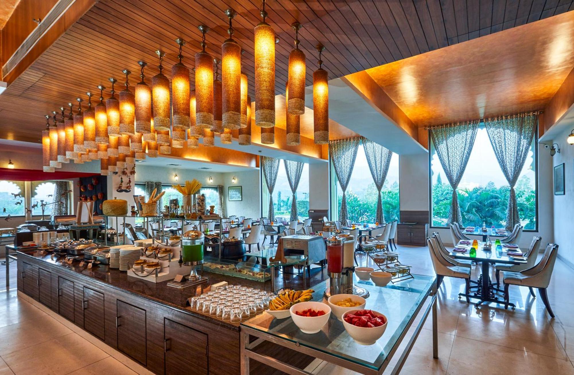 Club Mahindra Udaipur Hotel Luaran gambar